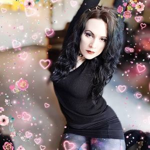 Meet your Posher, Candy